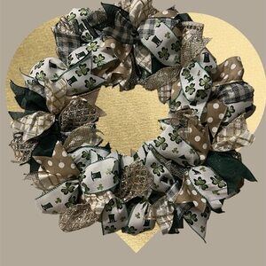 Festive Green and Gold Holiday Wreath